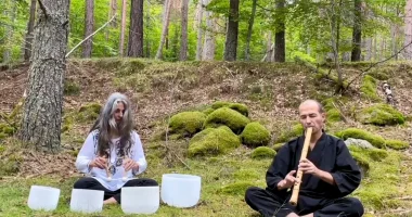 Meditació amb bols de quars | Espurnes Barroques